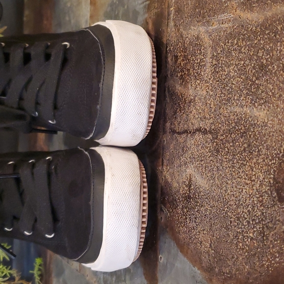 Roxy Black Ivan Fur High-Top Sneaker - Picture 5 of 16